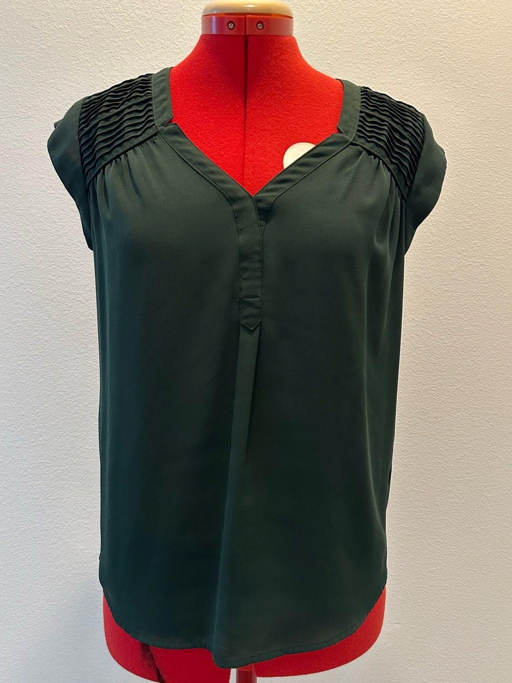 Serein - Dark Green Detailed Shoulder Blouse - Women's Size Extra Small Petite
